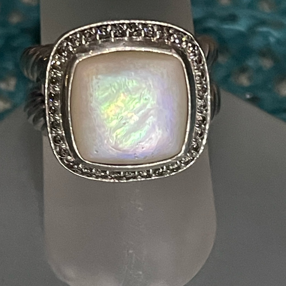 David Yurman Albion MOP Ring -size 6